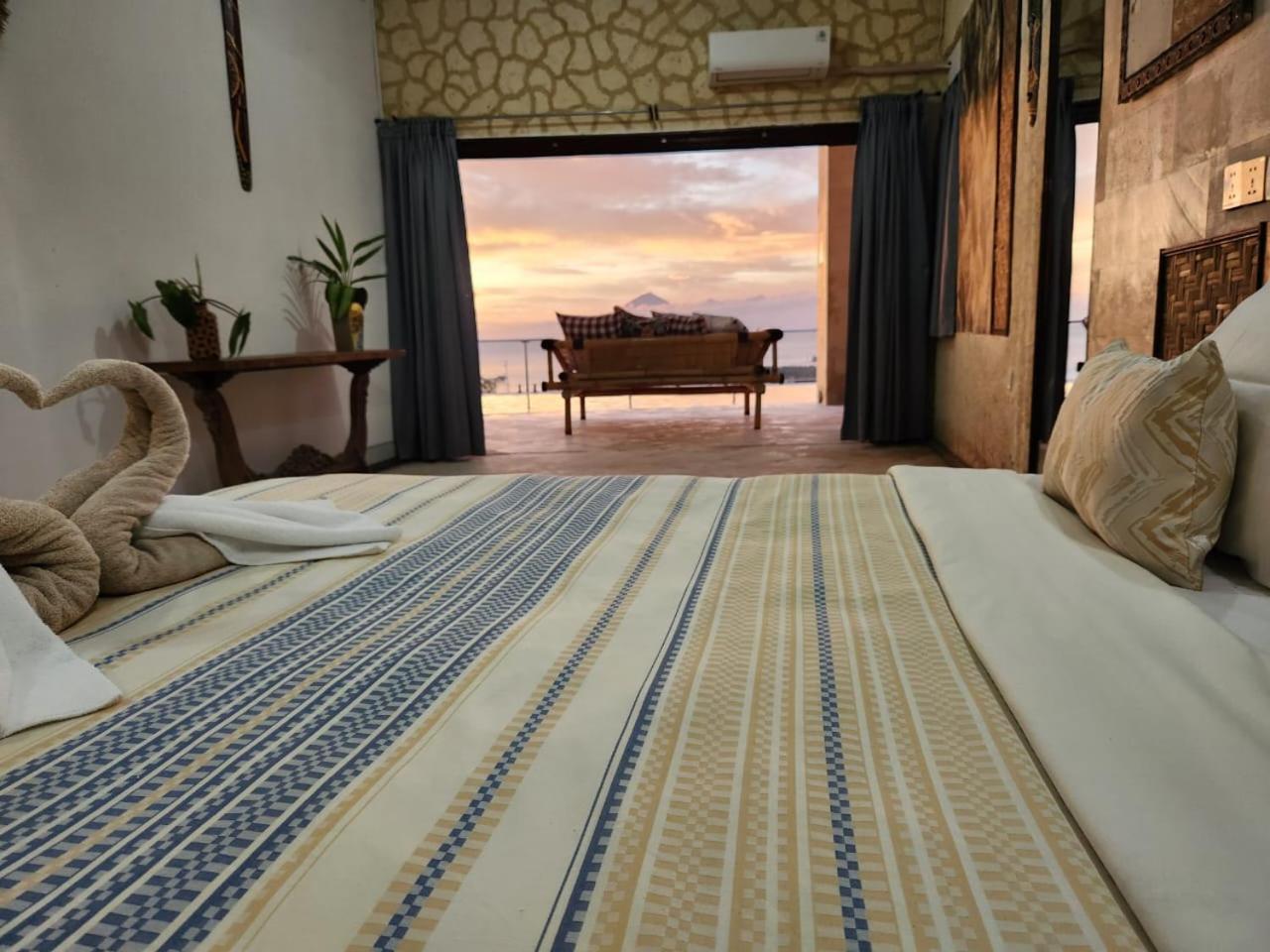 Villa Umbrella Lombok Senggigi Exterior foto